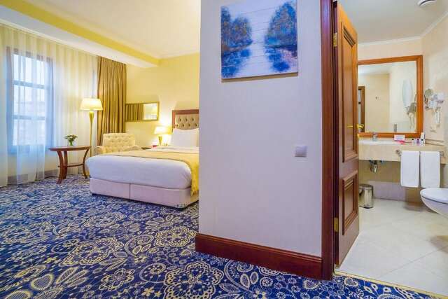 Отель Ramada by Wyndham Almaty Алматы-64