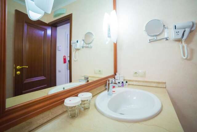 Отель Ramada by Wyndham Almaty Алматы-65